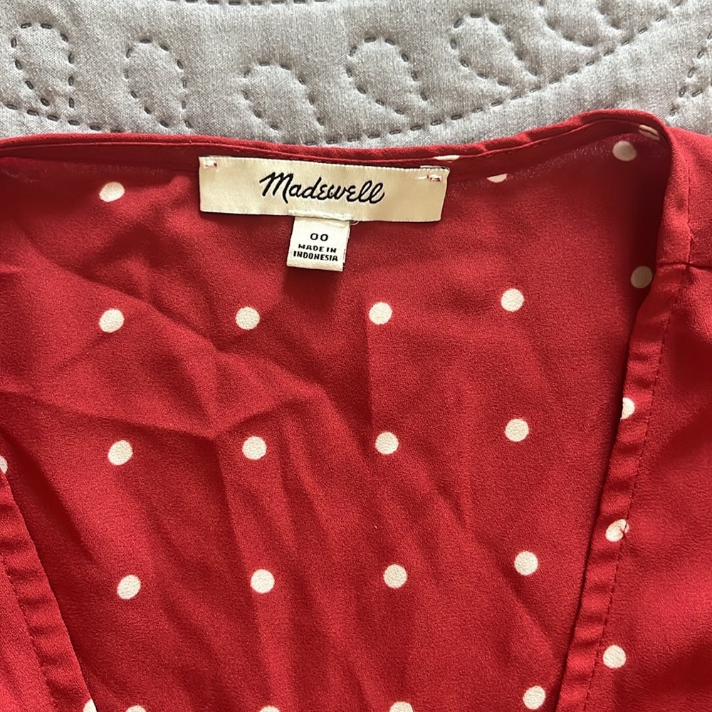 Madewell Top - Picture 2 of 3